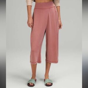 Lululemon Wide Leg High Rise pants